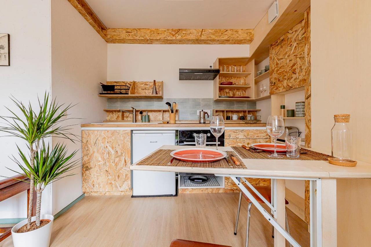 Quiet Architect-designed Studio